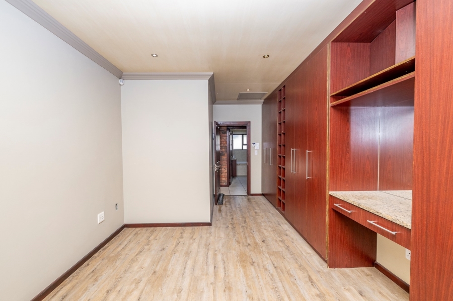 4 Bedroom Property for Sale in Sonkring Western Cape